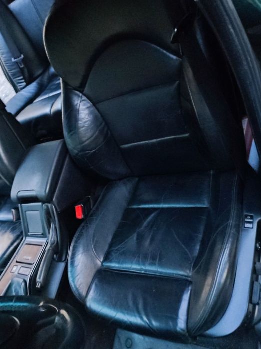 Передні сидіння М5 бмв е39