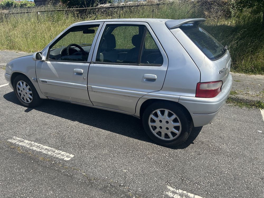 Saxo 1,5 diesel 5 lugares 1999