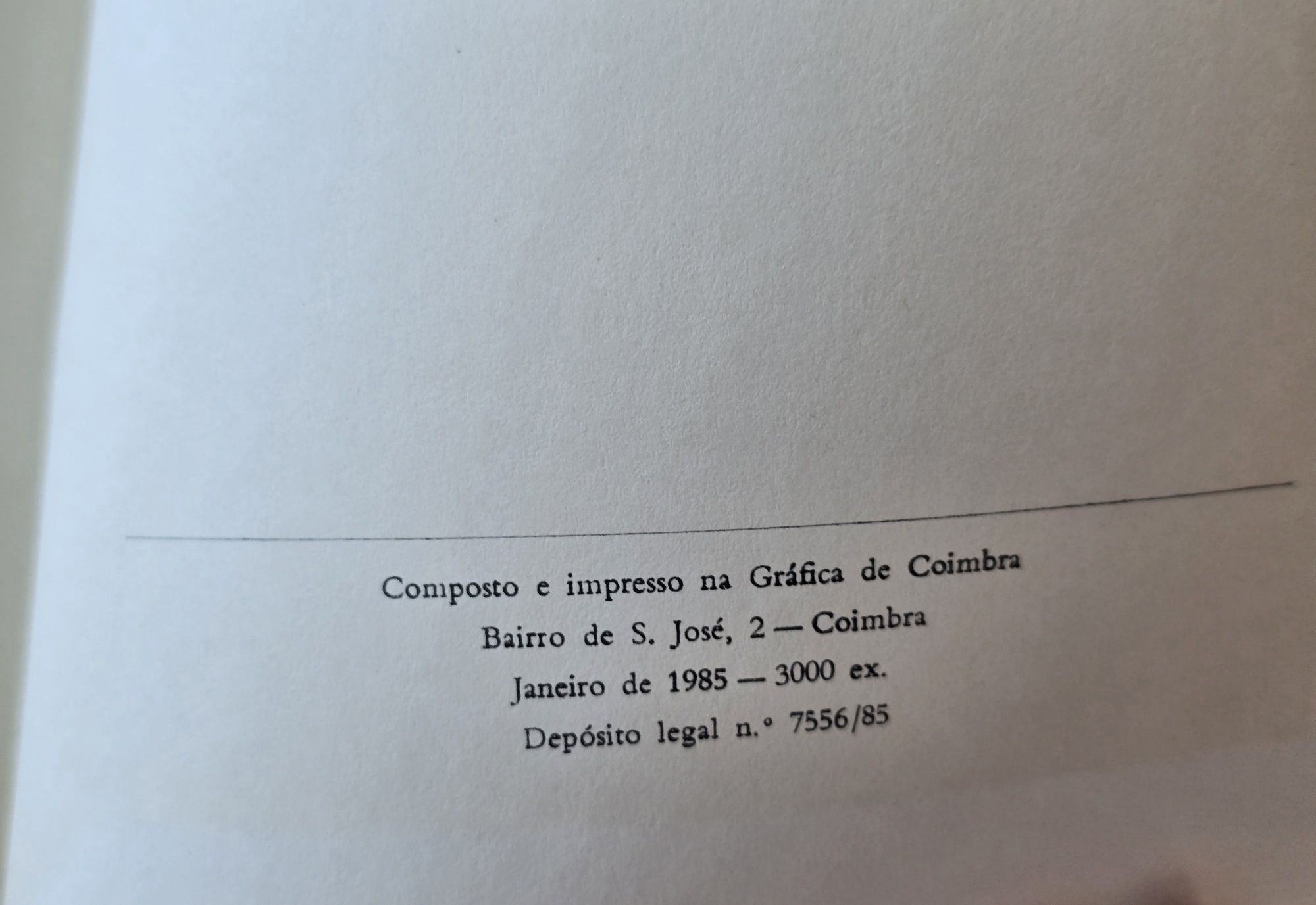 Livros jurídicos / Direito / 1 = 5€ / 10 = 40€