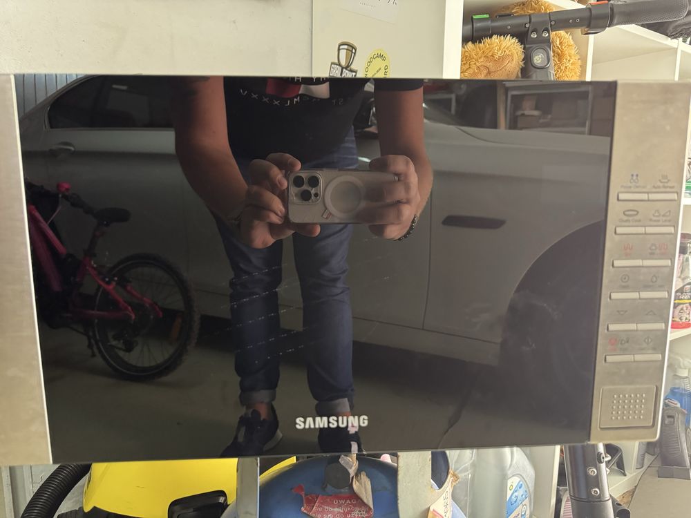 Mikrofalowka Samsung FG87SUST srebrna