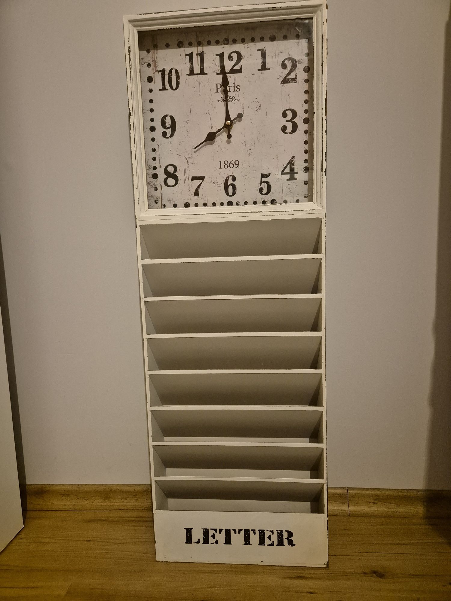 Zegar ścienny biały