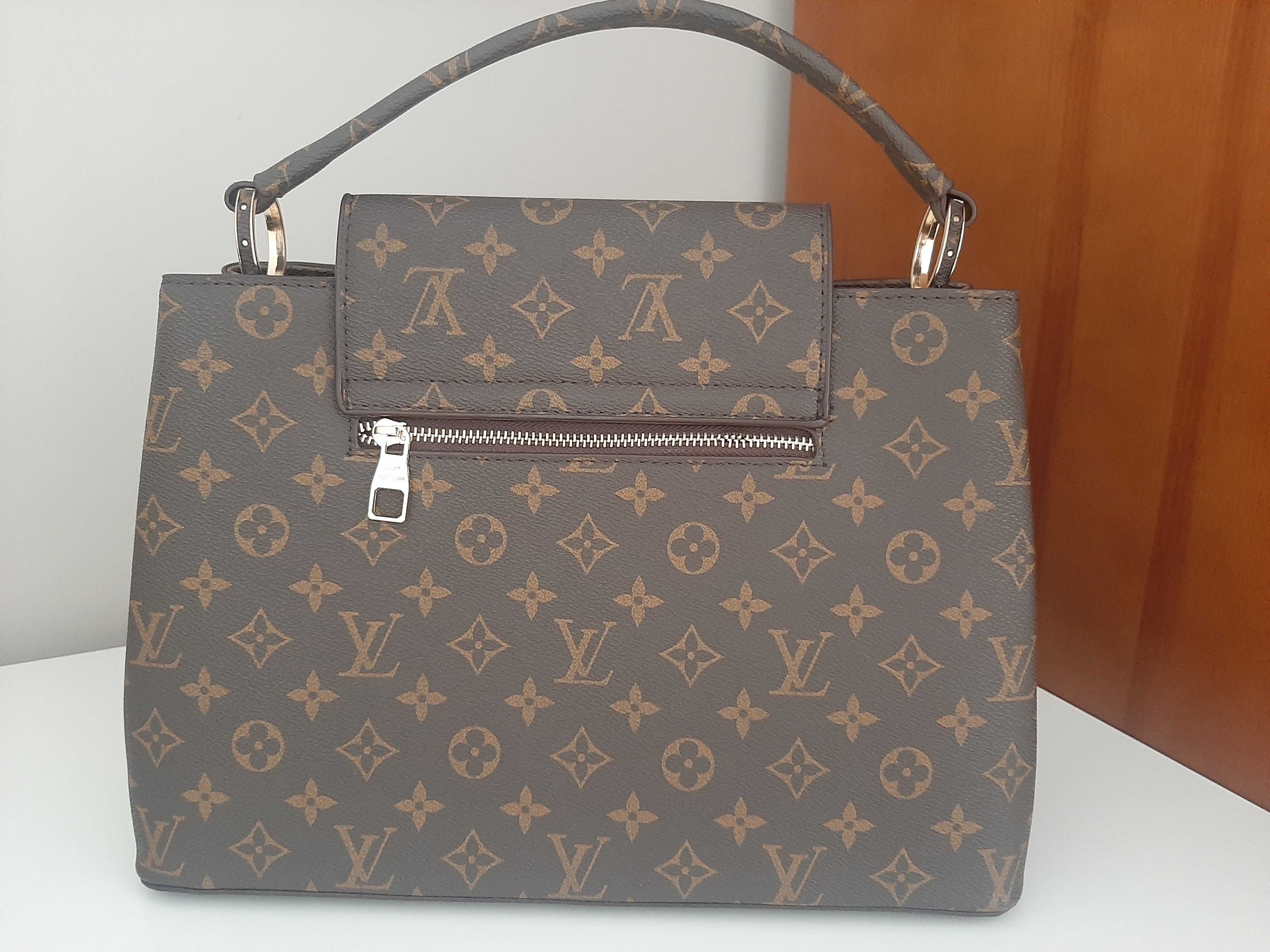 Torebka Louis Vuitton brązowa