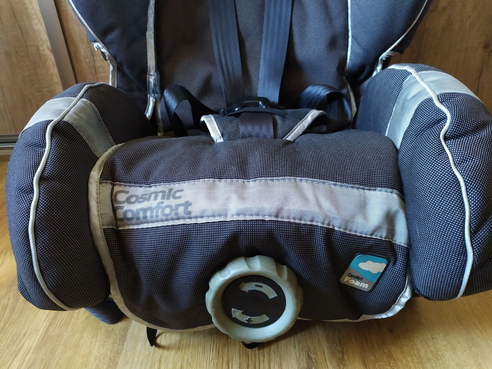 Fotelik samochodowy Akta GRACO Cosmic Comfort  0-25 kg