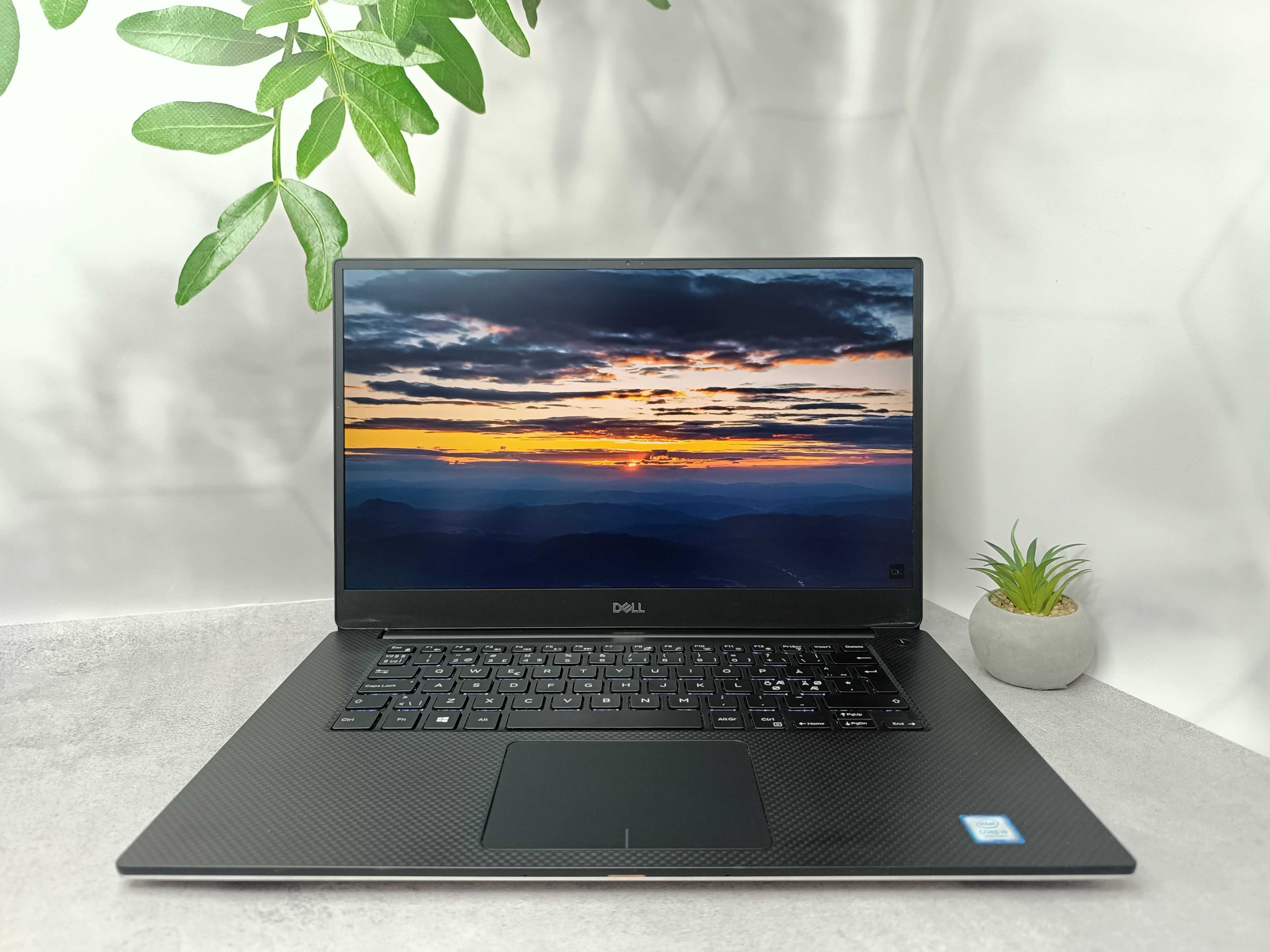 Quadro T2000 4 GB/32/SSD 1TB/Dell Precision 5540/i9-9880H/8 ядер/IPS