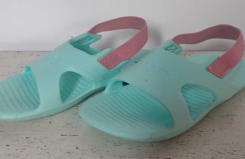 Buty basenowe plażowe Decathlon r. 29-30