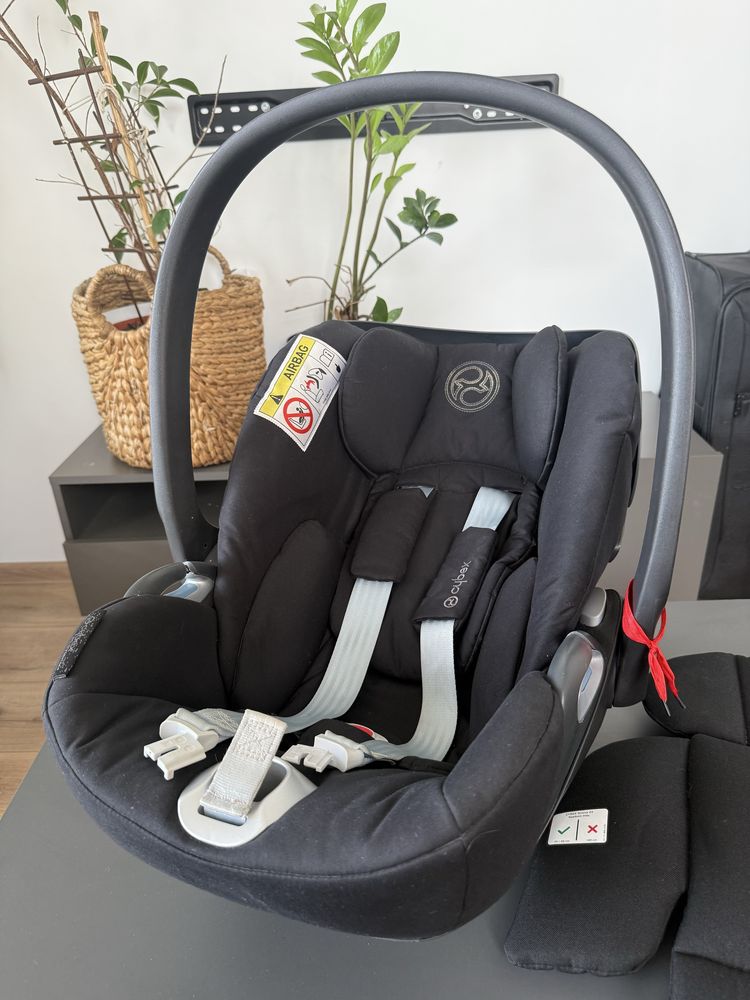 Cybex Cloud G i-Size - rozkładany fotelik samochodowy.