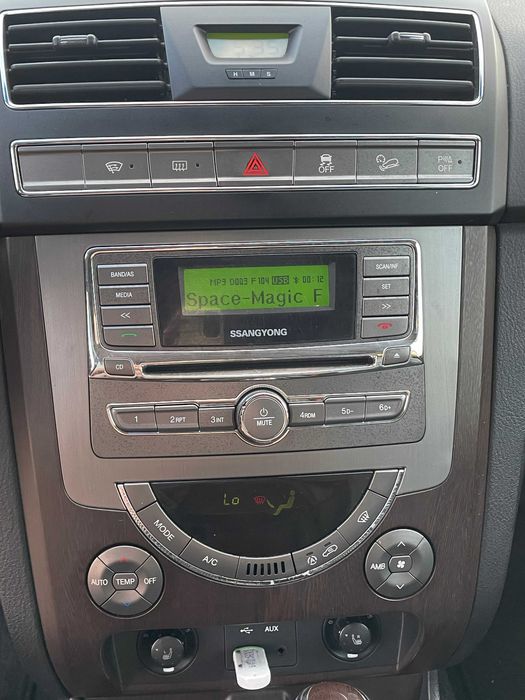 SsangYong Rexton 2012 Сімейне авто, володію з салону!