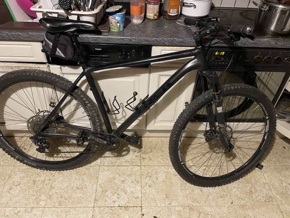 trek superfly 8 kola 29