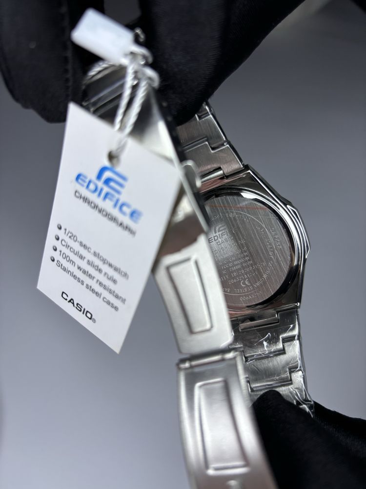 Годинник Casio Edifice EQB-1100D-1AER