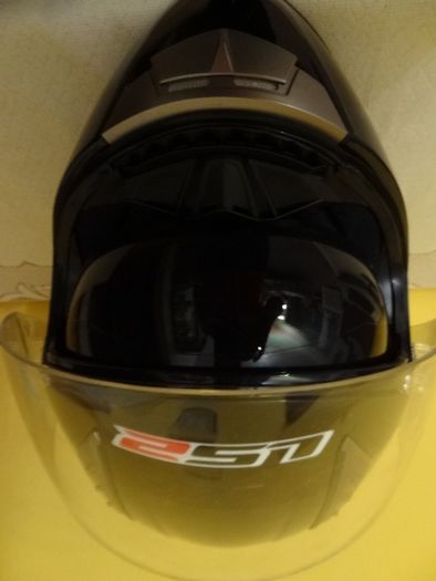 kask motocyklowy integralny LS2 ecer22