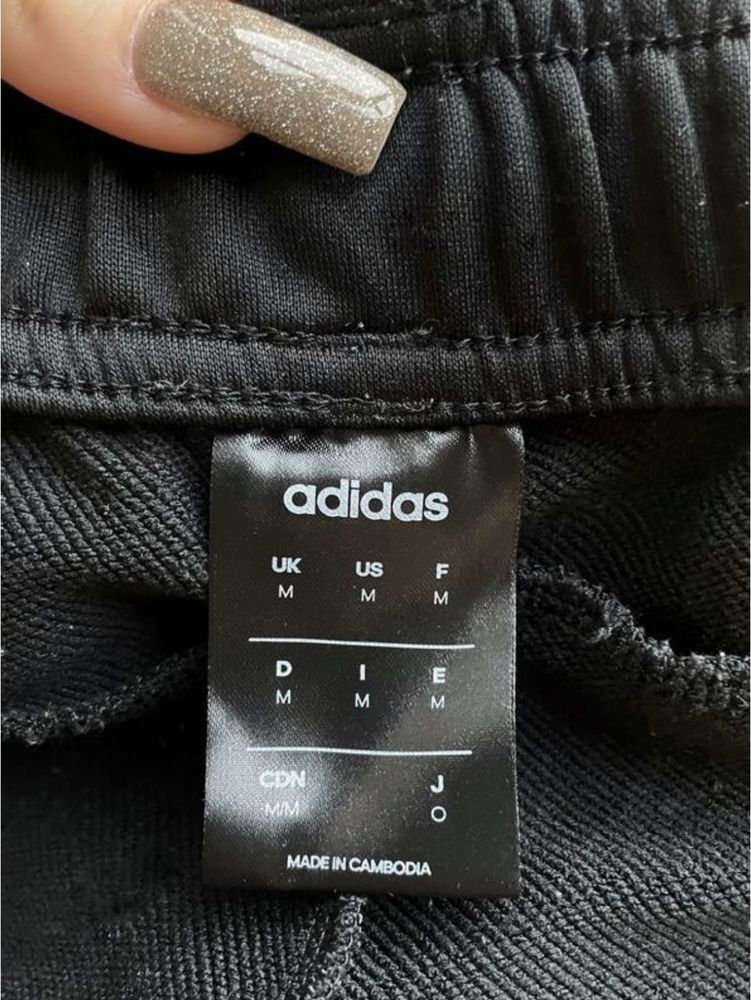 Спортивні штани adidas