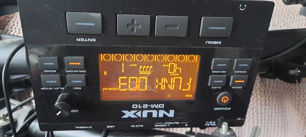 Perkusja Nux DM-210  komplet  plus pałeczki i pad