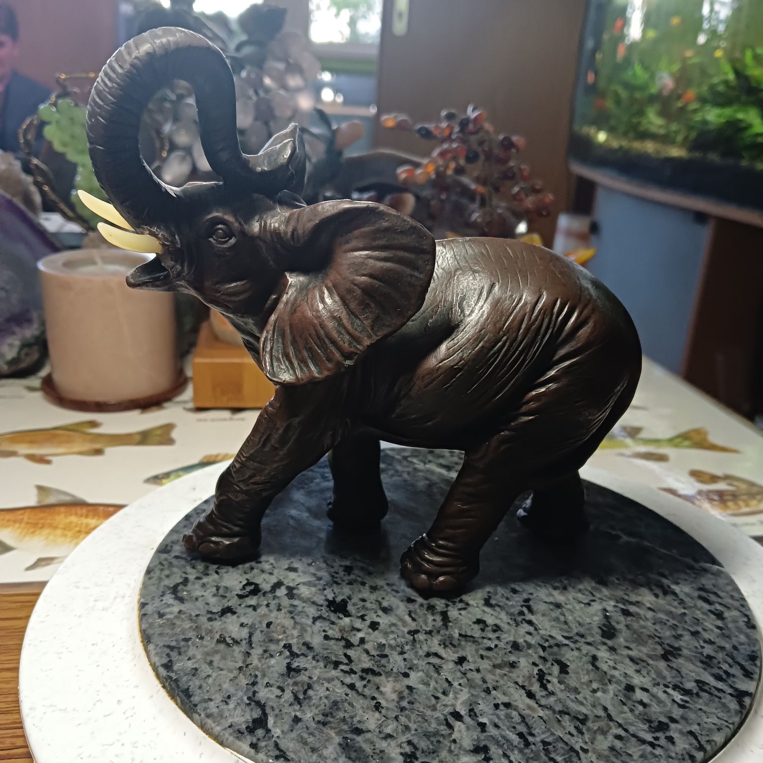 Figurka słonia z alabastru Sprzedam widoczną na zdjęciach f