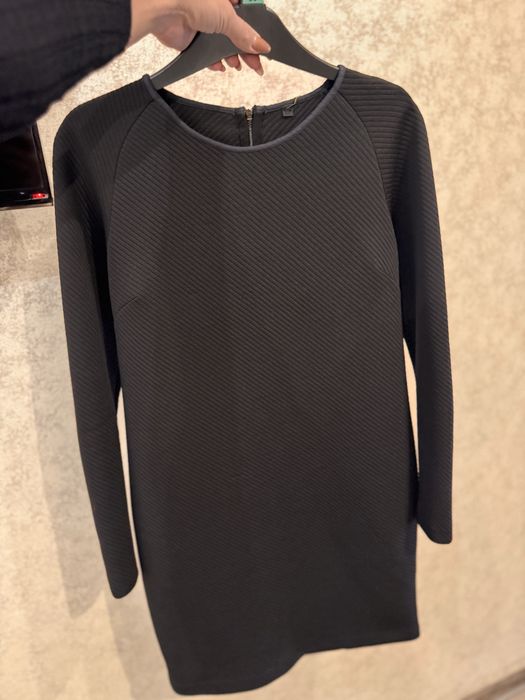 Плаття чорне класичне