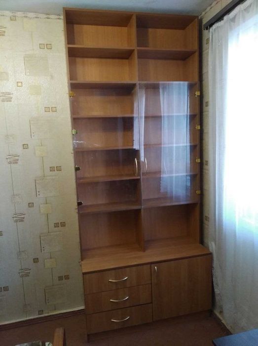 Книжный шкаф со встроенным комодом, современный, не совдеп, Салтовка