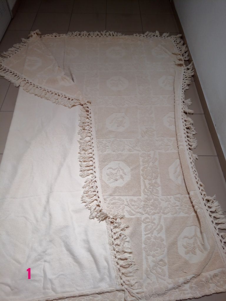 Colchas de cama, brancas