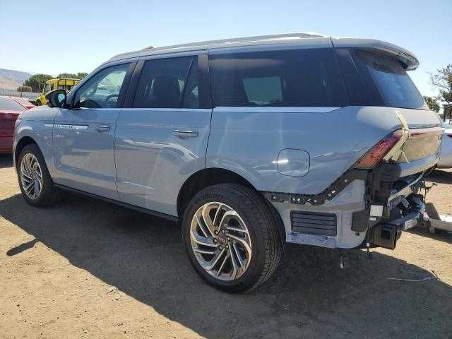 2025 Lincoln Navigator