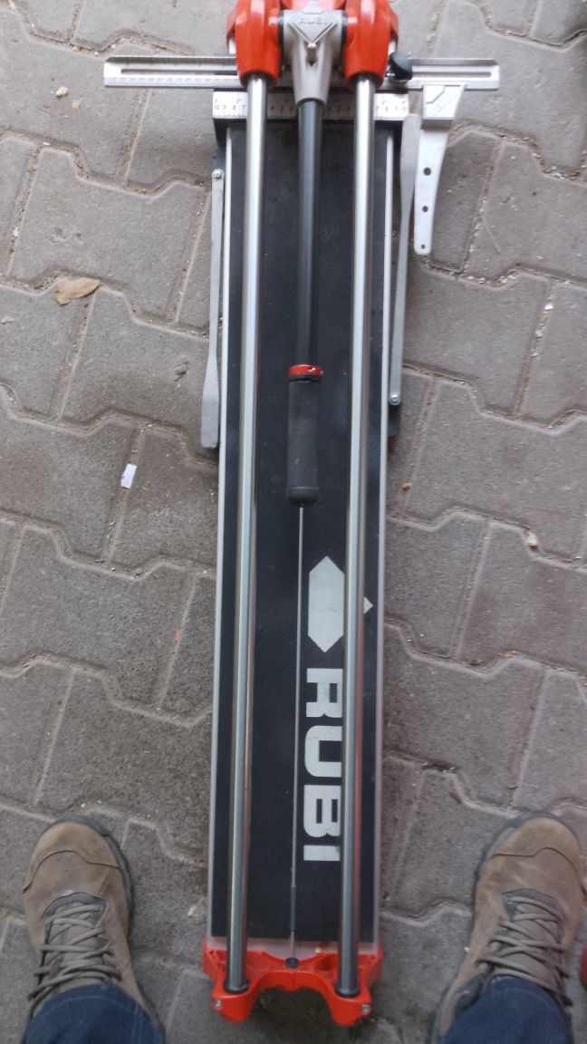 Sprzedam przecinarke do płytek 85cm
