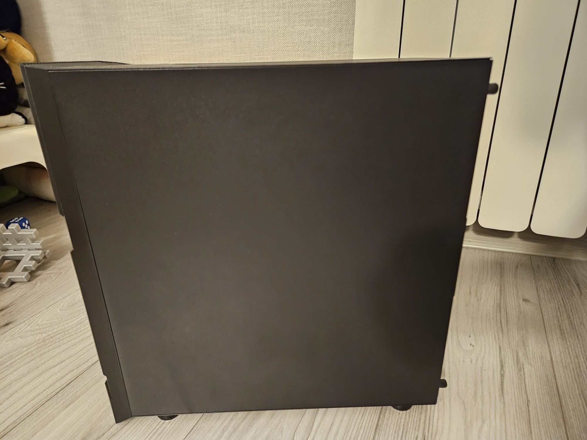 Obudowa Krux Cosmo MIDI Tower