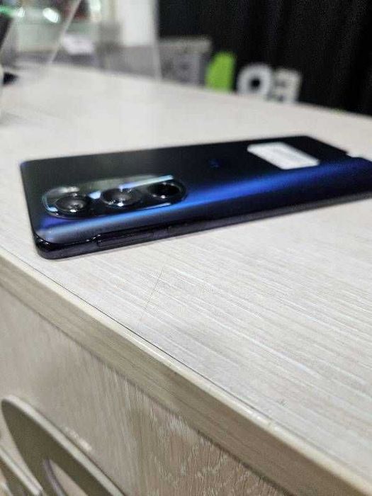 Motorola Edge 30 Pro 12/256GB