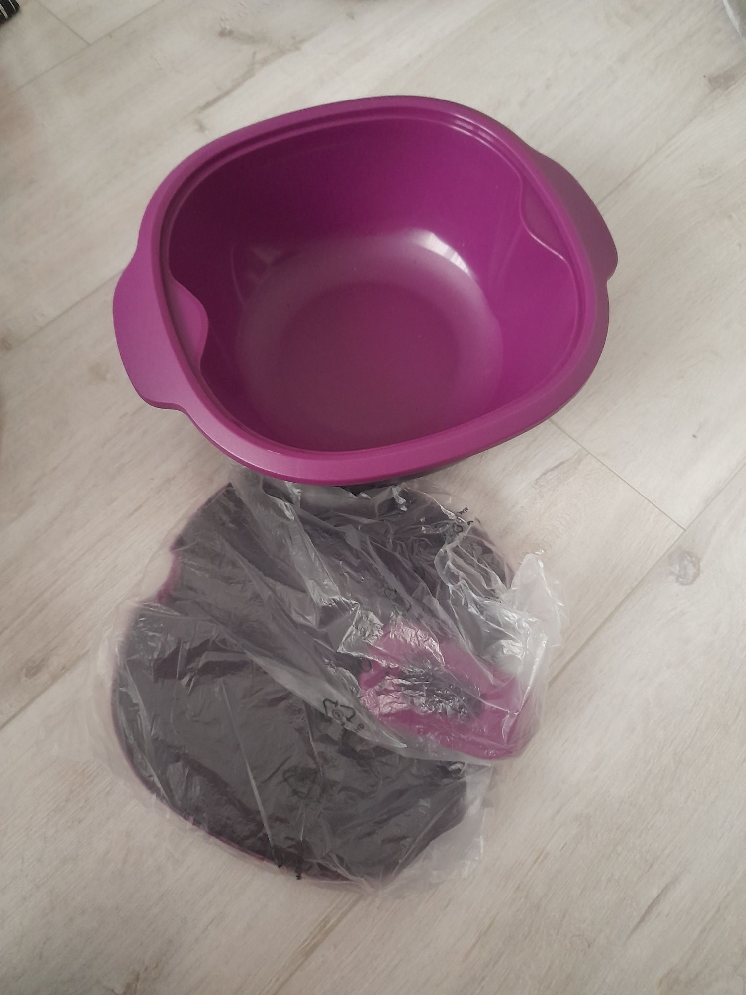 Pojemnik warmie tupperware