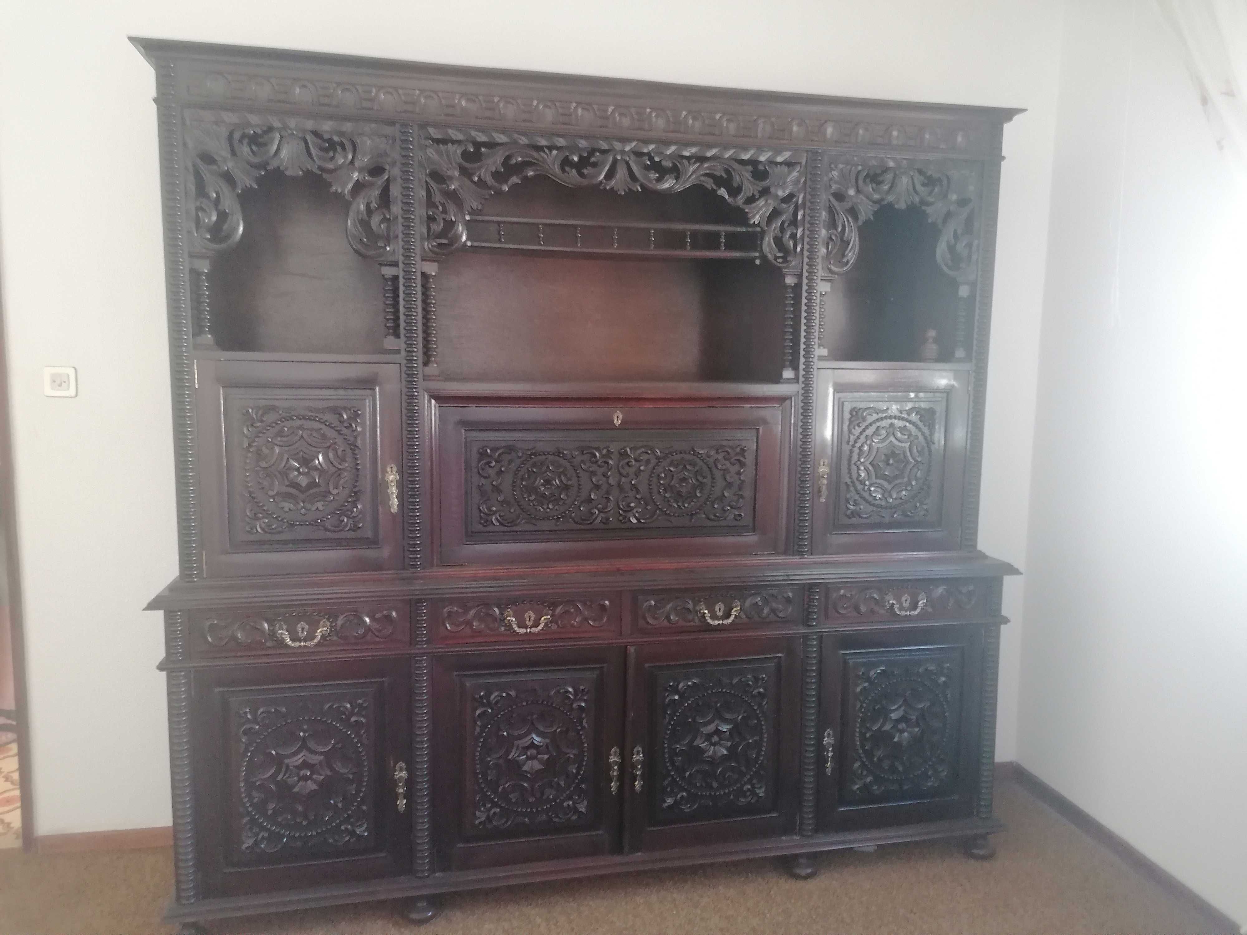 DOU - Móvel de Sala de Jantar, estilo Classico