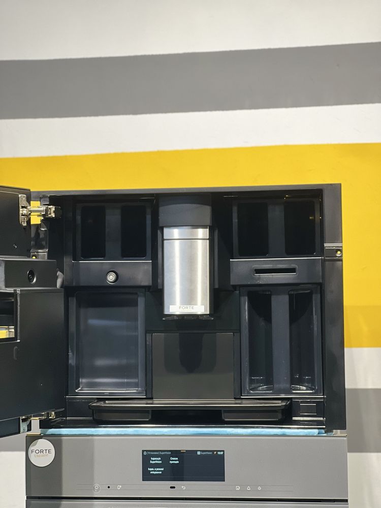 Luxury комплект від Miele. Графіт. Духовка dgc 7860, кавомашина 7845!
