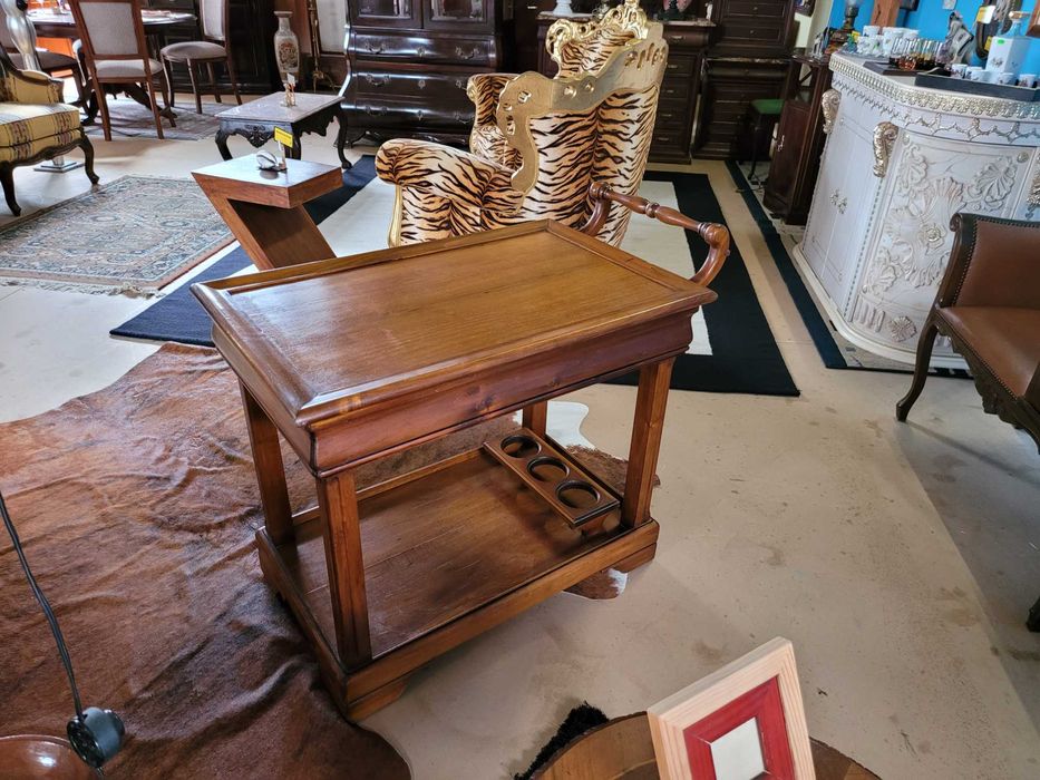 Carrinho bar em madeira - Muito bom estado geral