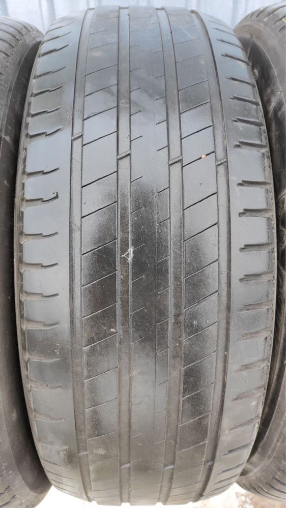 235/65/17 michelin