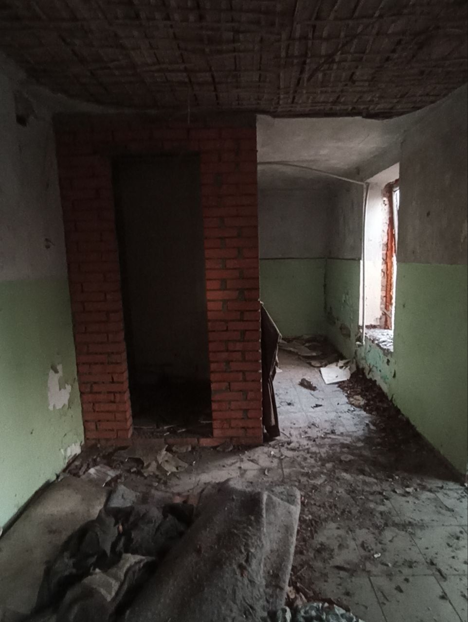 Срочно ! Запорожье центр  ул. Вишнёвая обмен авто