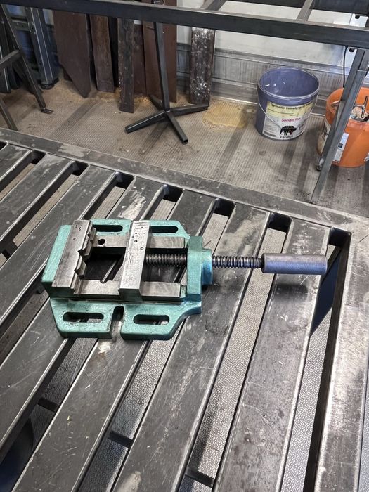 sprzedam imadło maszynowe