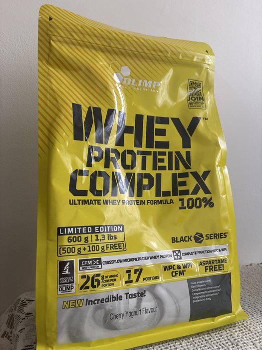 Białko- olimp sport nutrition 600g- smak cherry