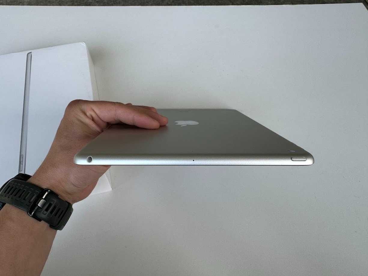 Apple iPad 10.2 2021 (9-Gen) 256Gb Silver A2602 Wi-Fi Оригінал!