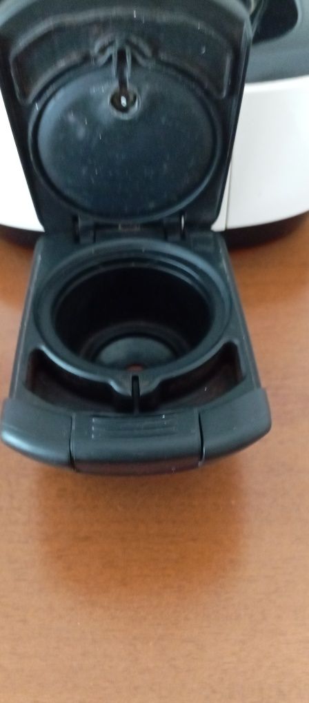 Maquina de café dolcegusto usada