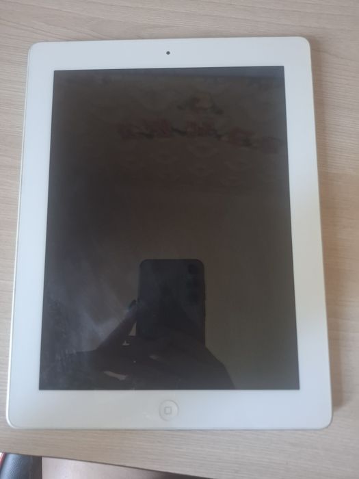 Продам iPad 4 в гарному стані