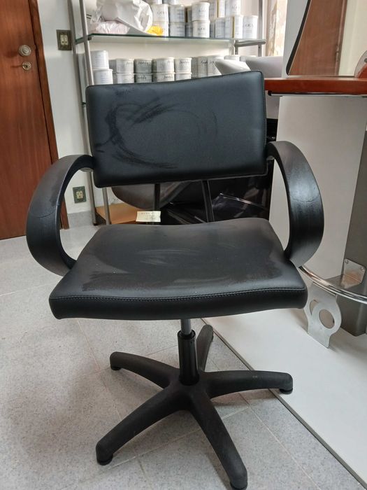 Bancada de cabeleireiro e cadeira – Novo – Liquidação de Stock