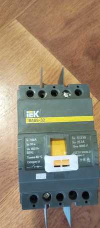 Автоматичний вимикач IEK ВА 88-32 3р 100A 25kA