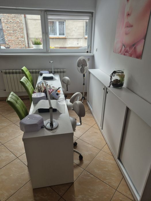 Sprzedam wyposażenie Gabinetu Kosmetycznego