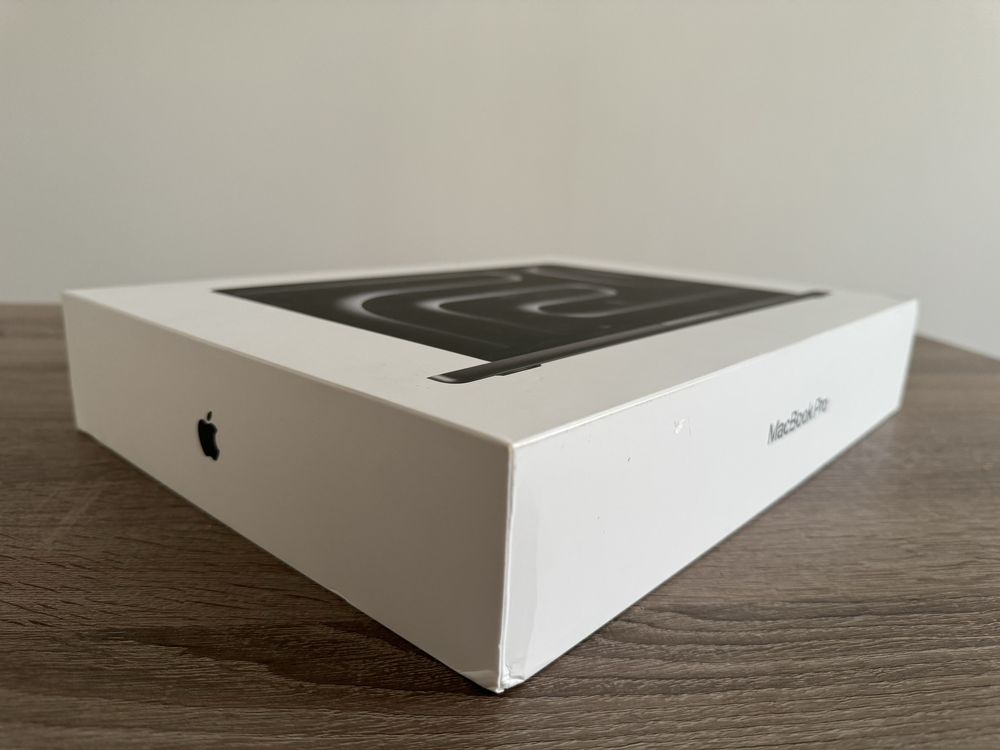 MacBook Pro 14" M3 Pro 512GB Space Black Custom (Z1AU0029J) 2023