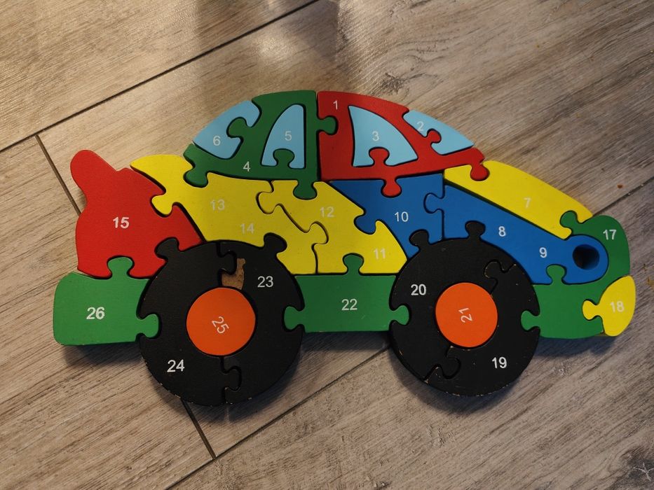 Klocki puzzle drewniane samochód