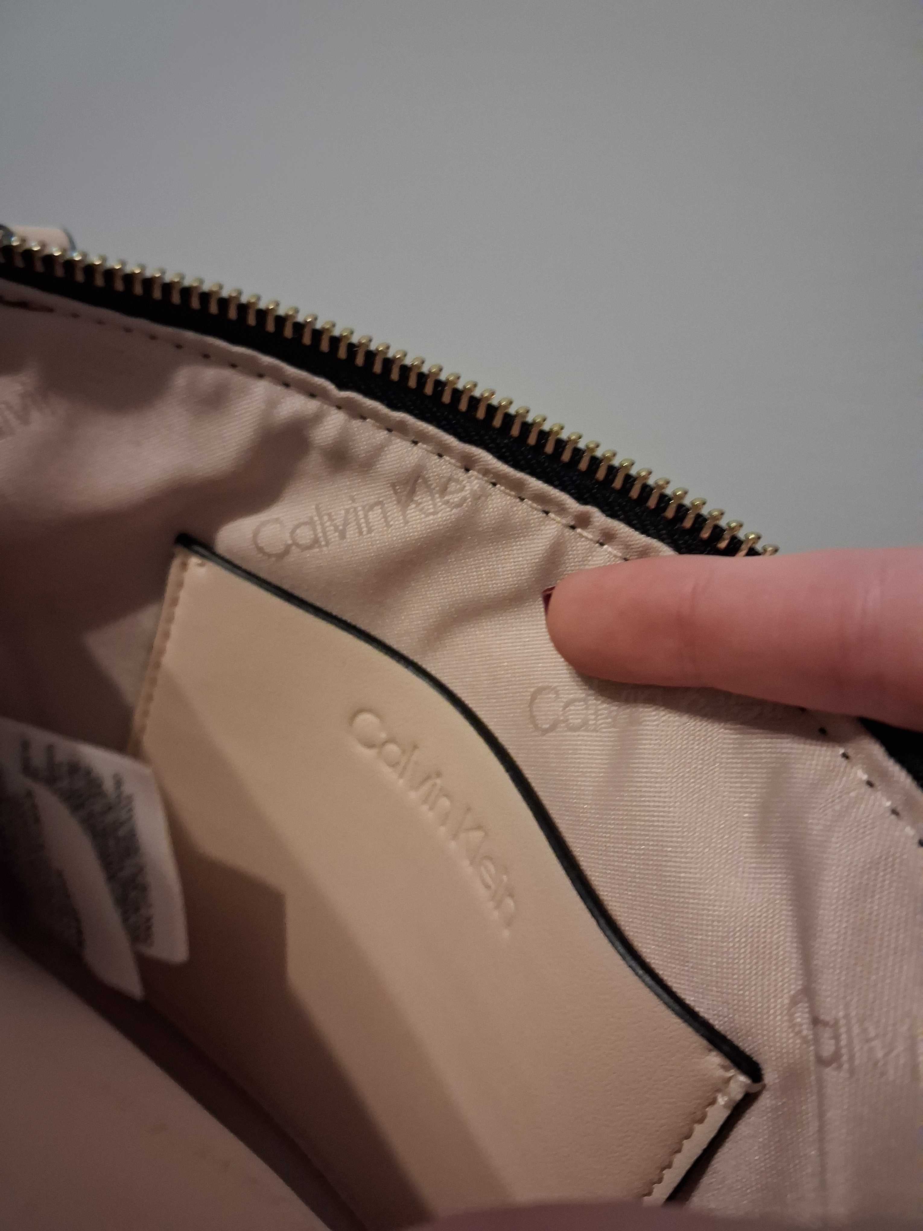 Torebka marki calvin klein
