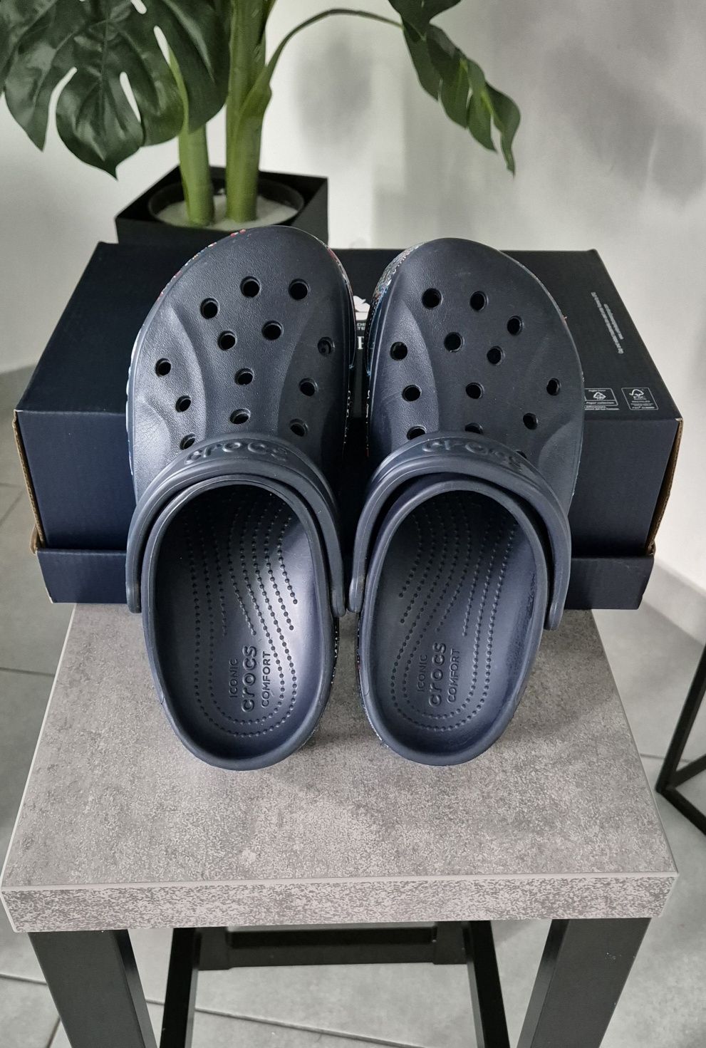Crocs crocsy ( rozm. 37) M5 W7