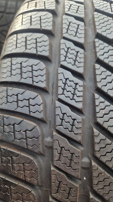 Opona zimowa Pirelli Winter Sottozero 3 285/30R20 99V XL 7,5mm 1szt