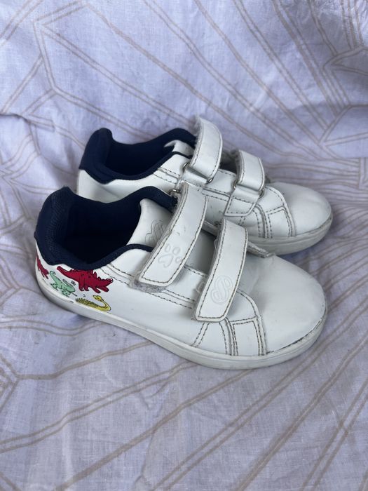 Білі кросовки 27розмір на хлопчика