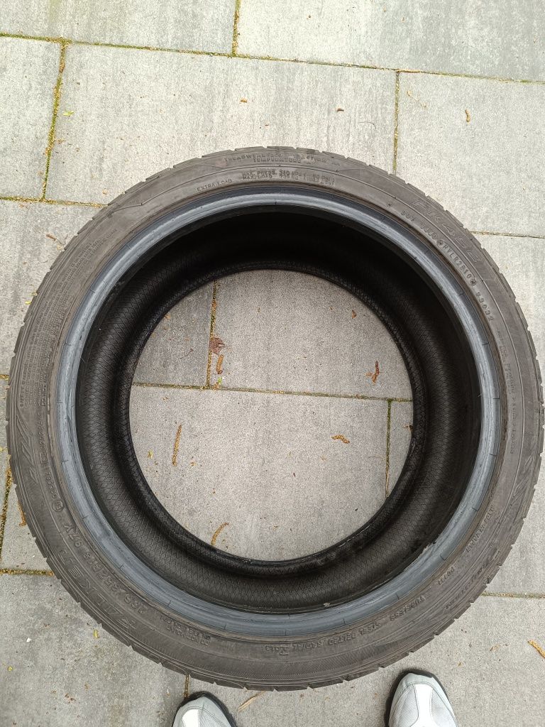 Opony 265/35/R18