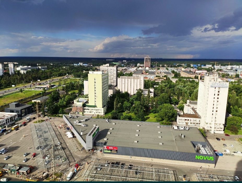 Здам 1 к кв метро Чернігівська пішки 3 хв Проспект Краківская 27а