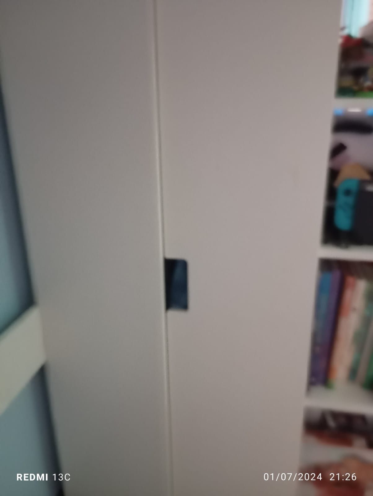 Estúdio com secretária