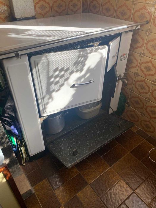 Fogão/Forno a Lenha em ótimo estado