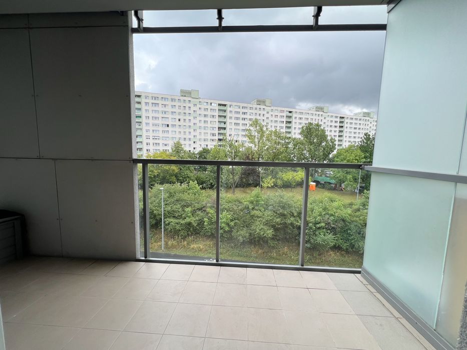 Przestronne zwierzolubne mieszkanie z dużym balkonem, Inflancka 20