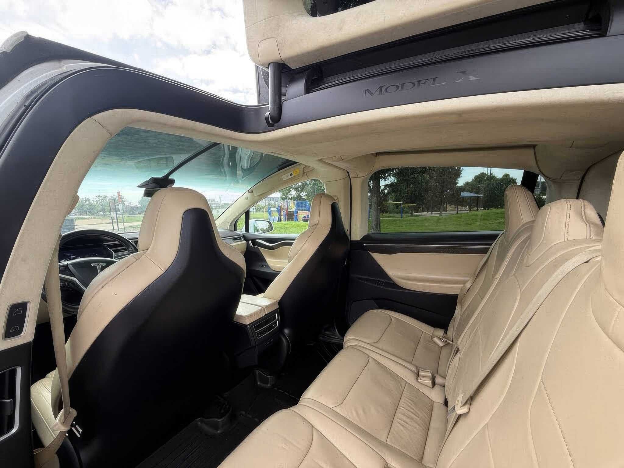 Tesla Model X 2017